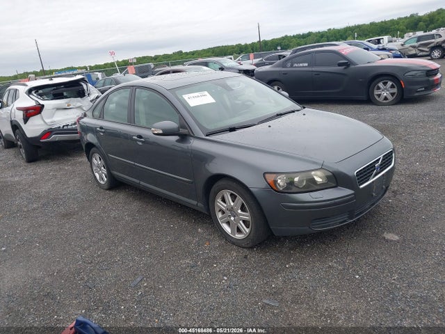 Salvage Volvo S40 Image