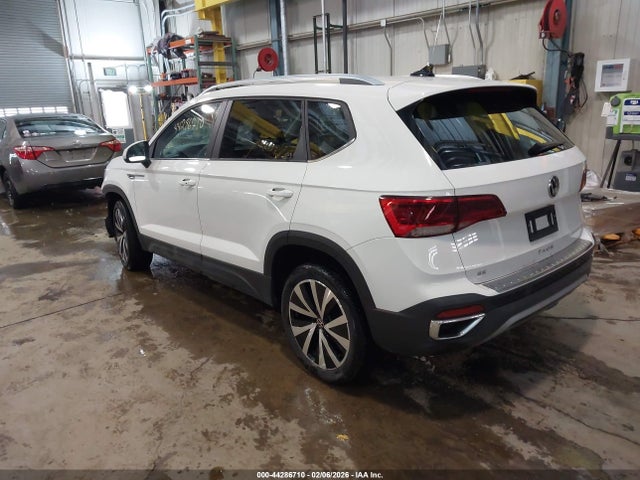 Volkswagen Taos 1.5t Se