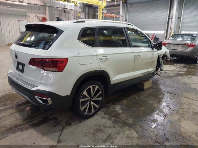 Volkswagen Taos 1.5t Se