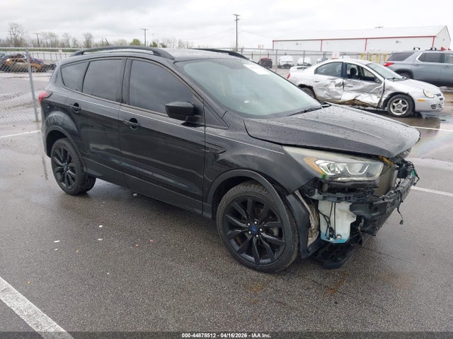 Salvage Ford Escape Image