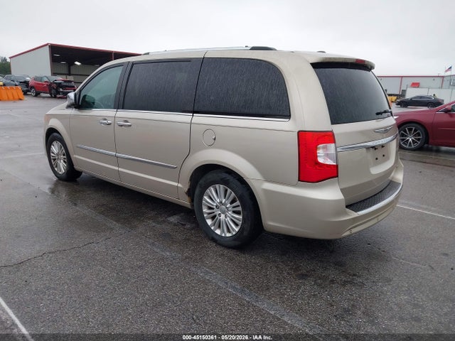 Chrysler Town & Country Limited