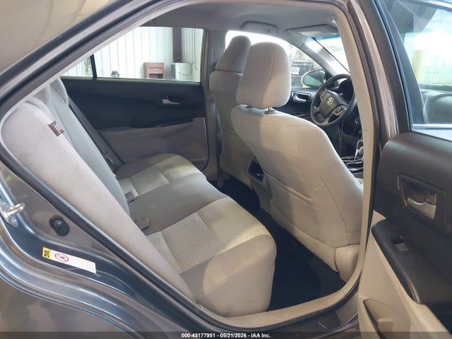 Toyota Camry Le