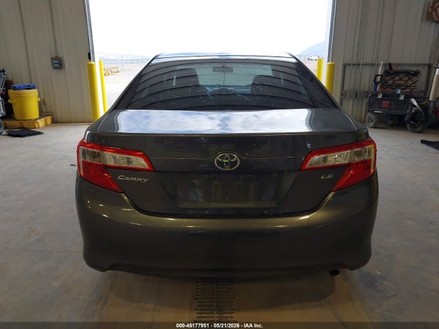 Toyota Camry Le