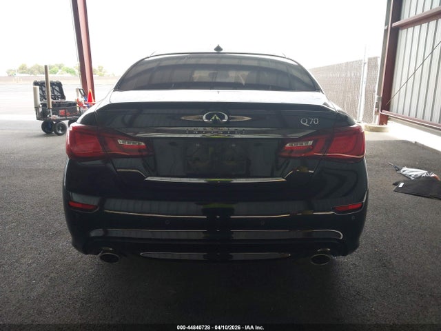 INFINITI Q70 3.7 Luxe