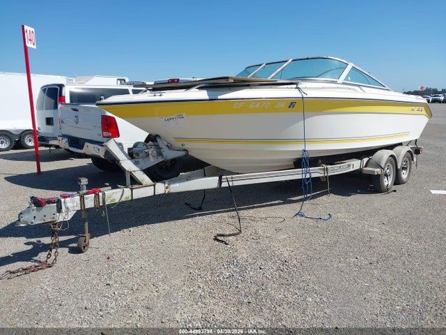 Sea Ray 20 Motor Boat W Tra