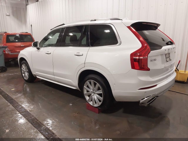 Volvo XC90 T6 Momentum