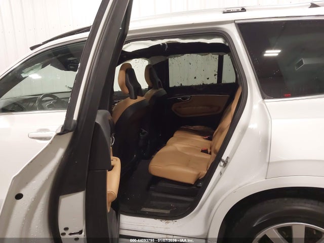 Volvo XC90 T6 Momentum