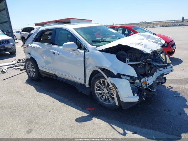 Salvage Cadillac XT5 Image