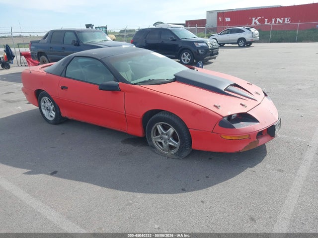 Salvage Chevrolet Camaro Image