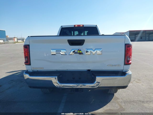 Ram 2500 Tradesman  4x4 8' Box