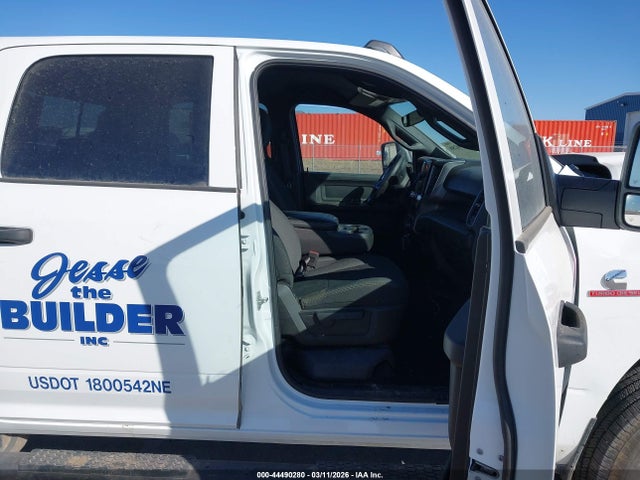 Ram 2500 Tradesman  4x4 8' Box