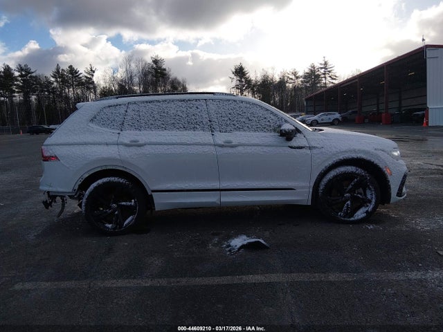 Volkswagen Tiguan 2.0t Se R-line Black