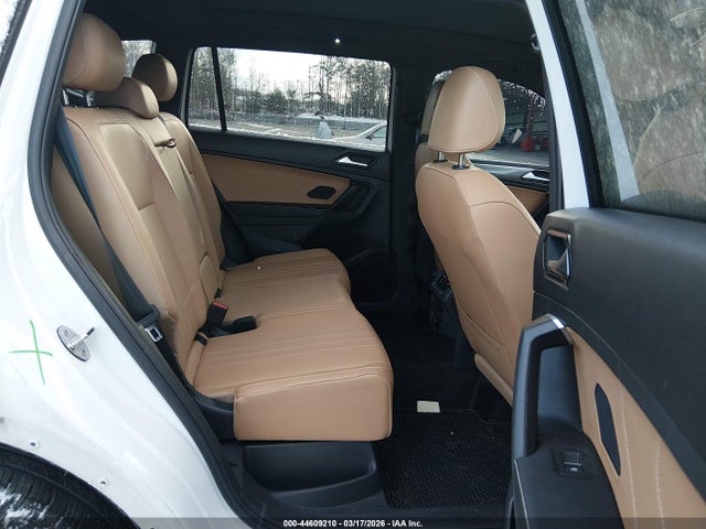 Volkswagen Tiguan 2.0t Se R-line Black