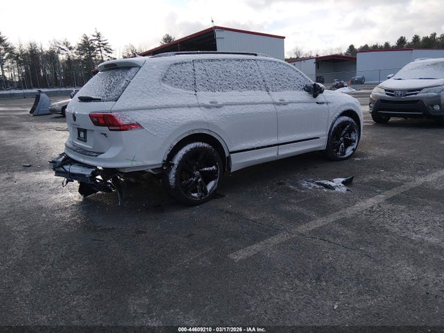 Volkswagen Tiguan 2.0t Se R-line Black