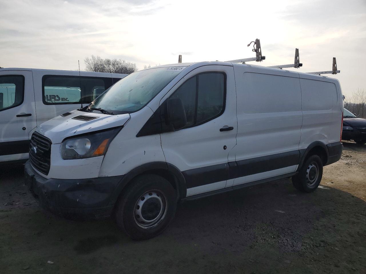 Salvage Ford Transit Image