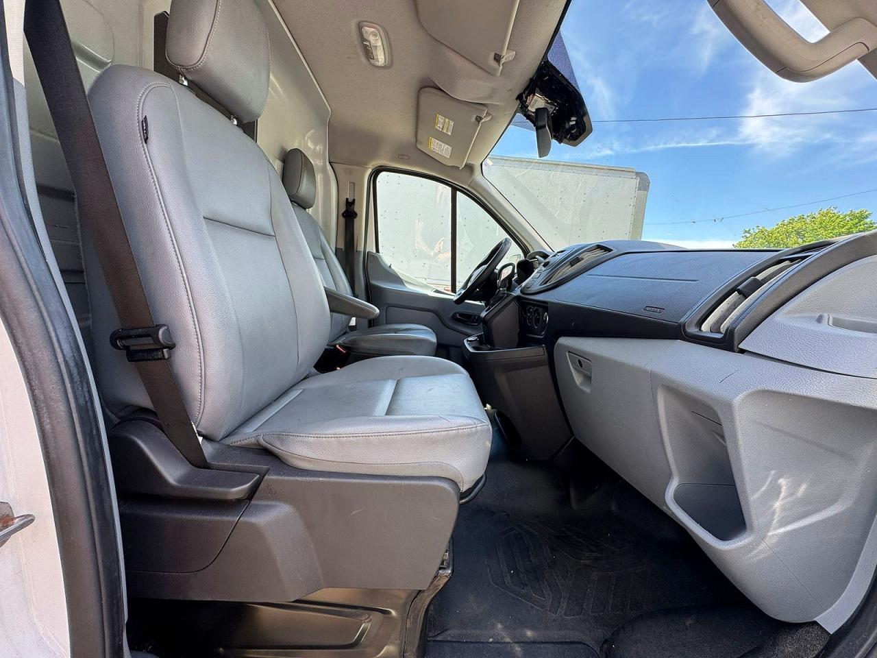 Ford Transit T-150