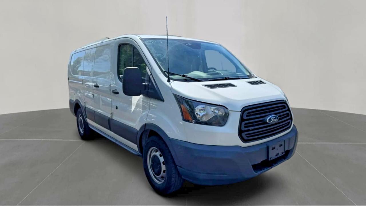 Salvage Ford Transit Image