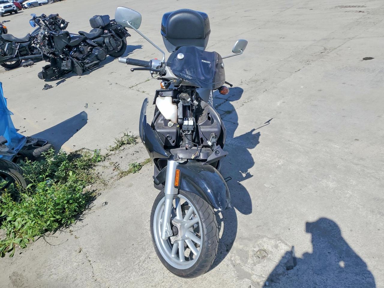 Piaggio Scooter 200