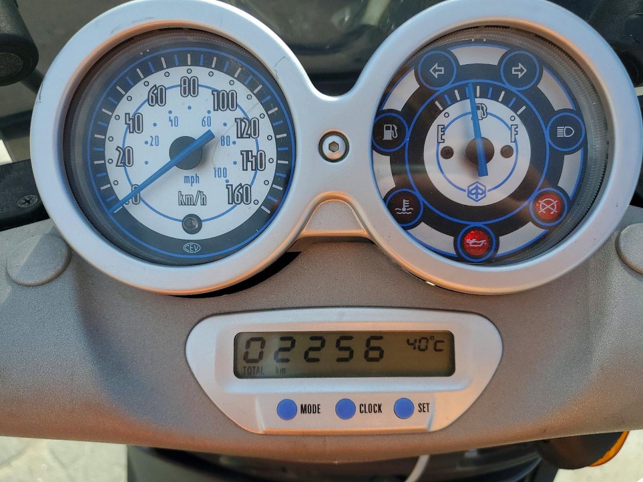 Piaggio Scooter 200