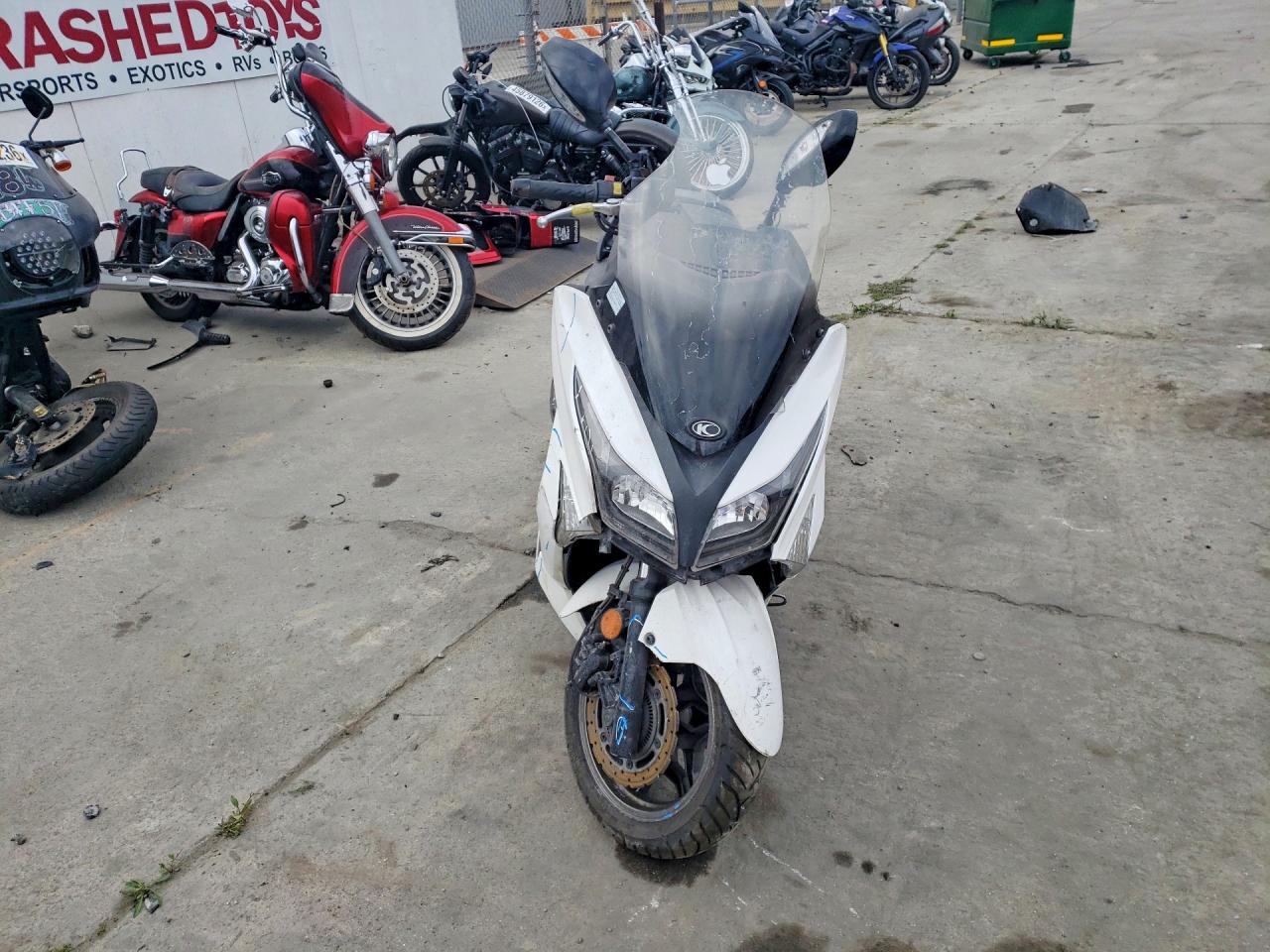 Kymco Usa Inc X town 300 300
