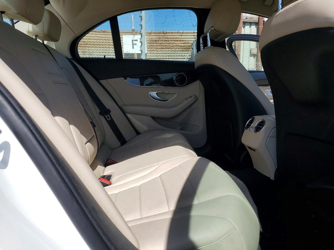 Mercedes-Benz C-Class 300