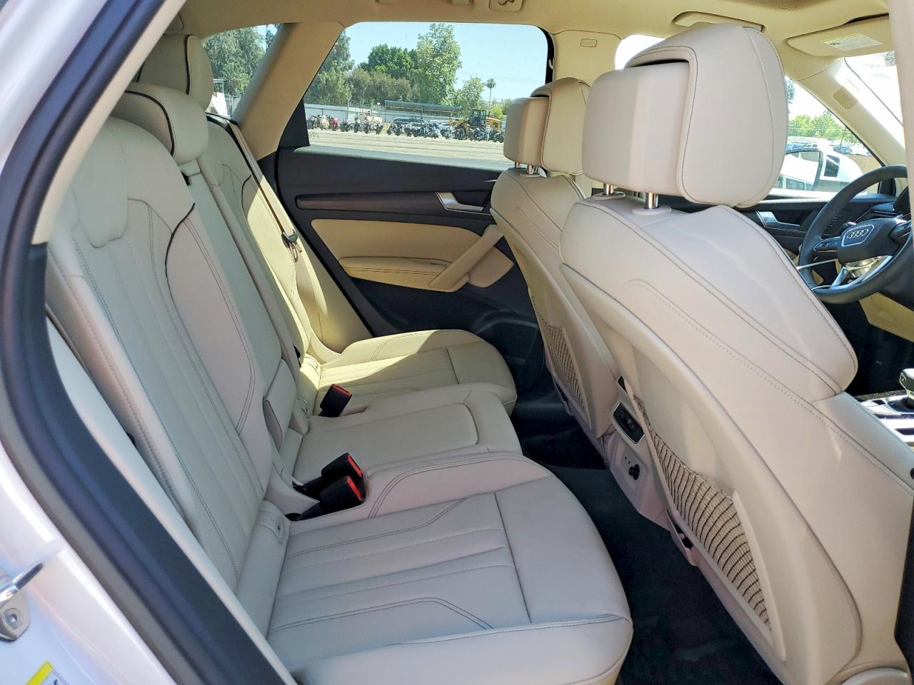 Audi Q5 Premium Plus 45