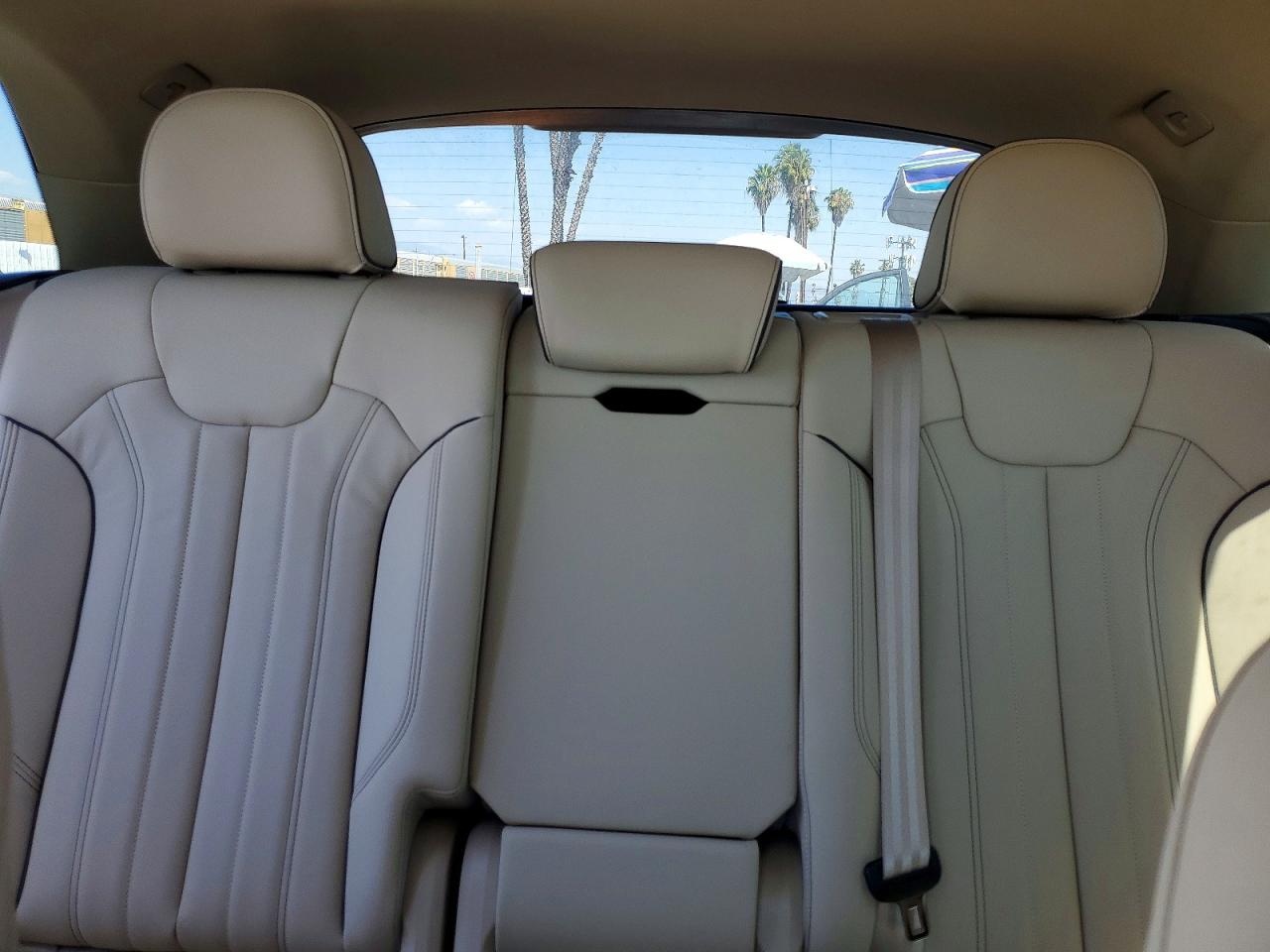 Audi Q5 Premium Plus 45