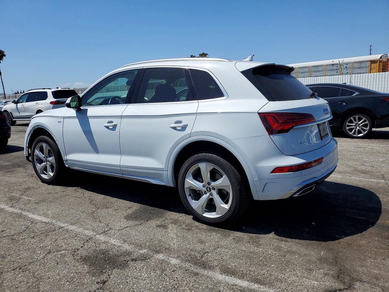 Audi Q5 Premium Plus 45