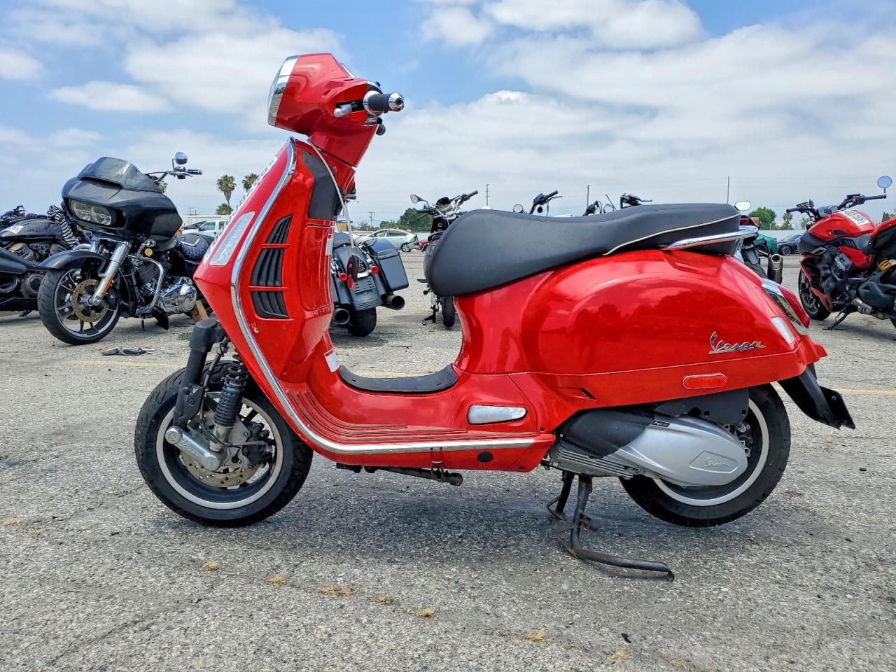 Vespa Gts Sei Giorni 300