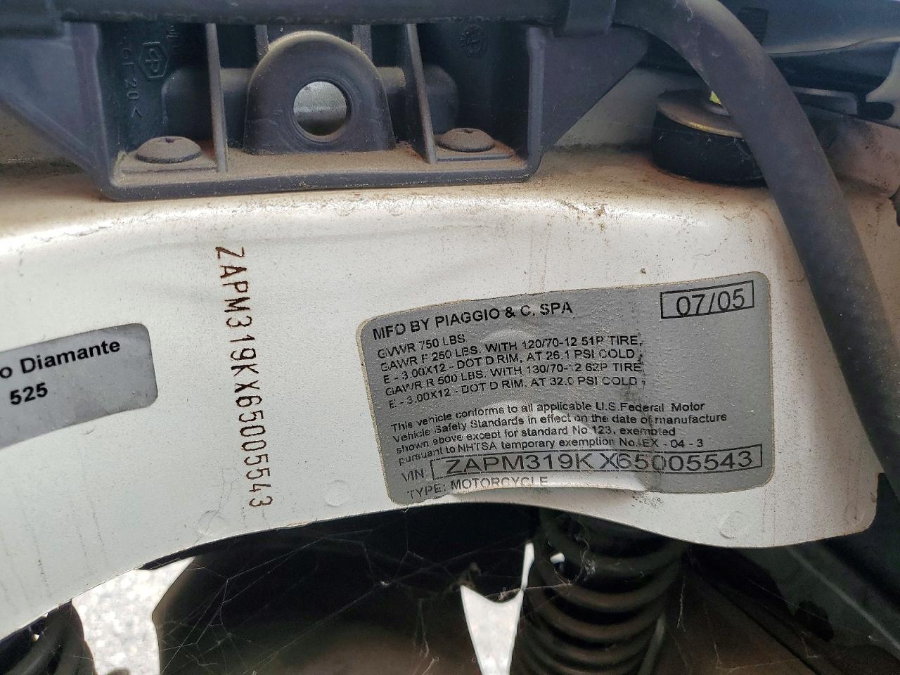 Vespa Scooter 200