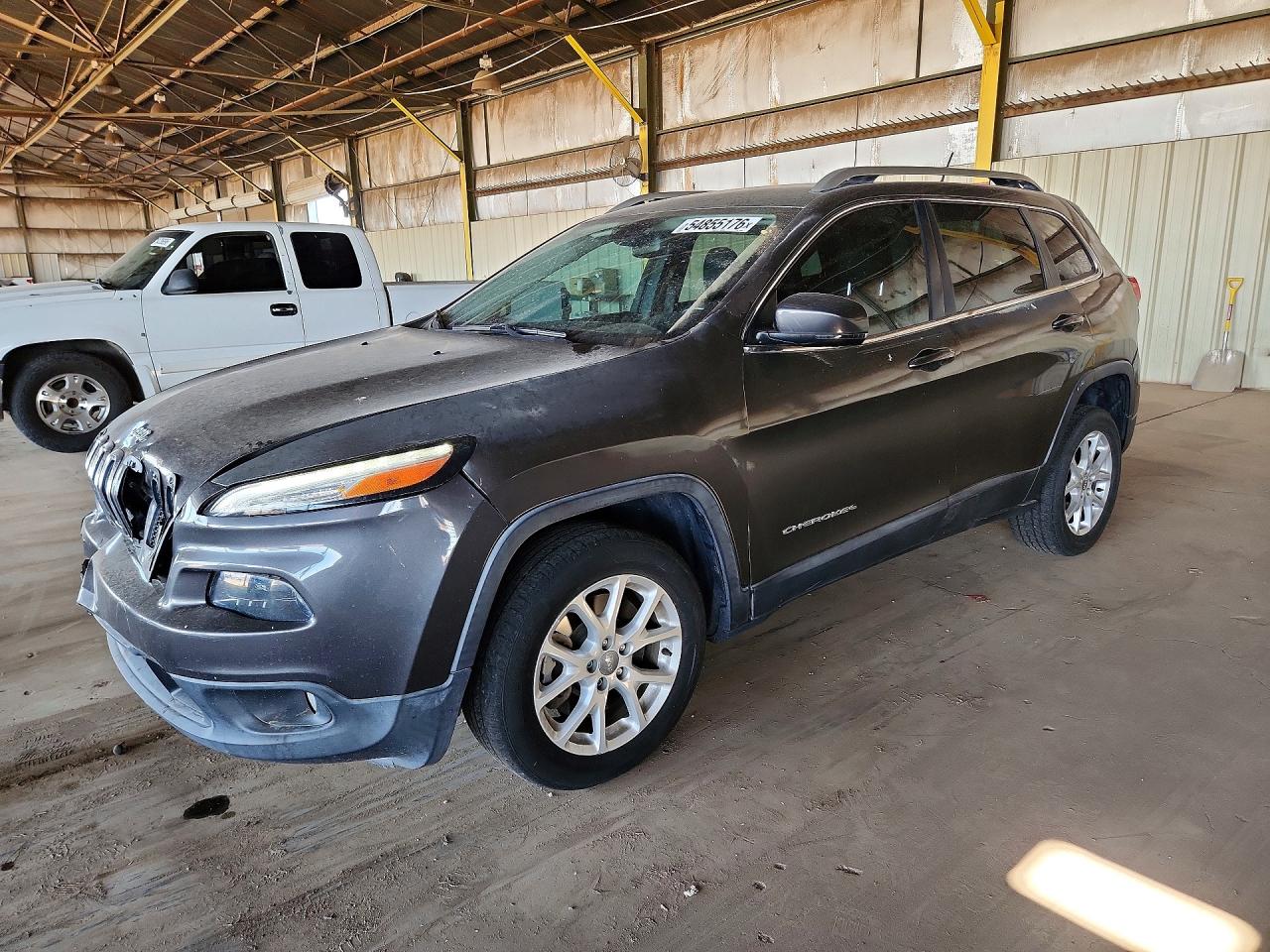 Salvage Jeep Grand Cherokee Image