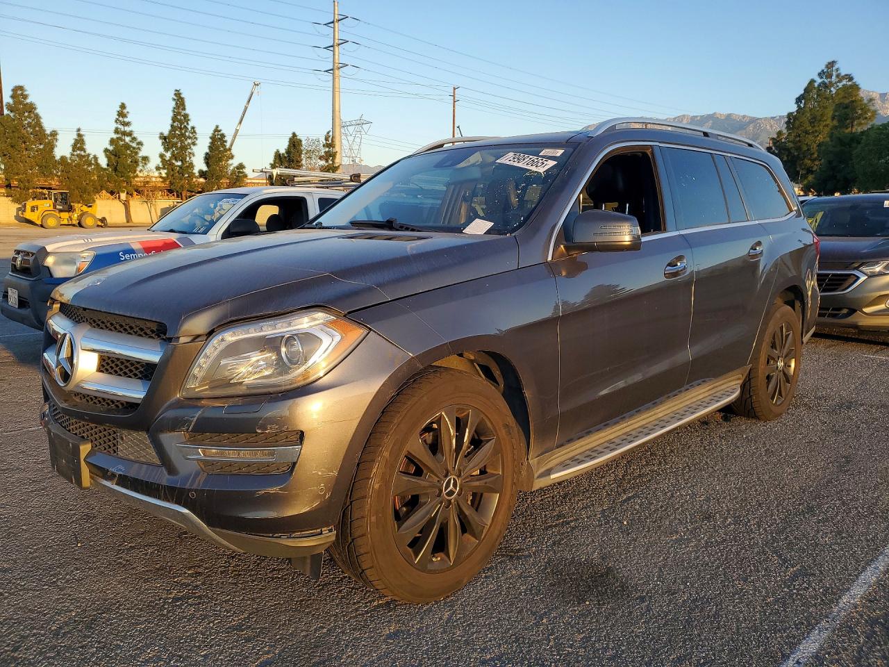 Salvage Mercedes-Benz G-Class Image
