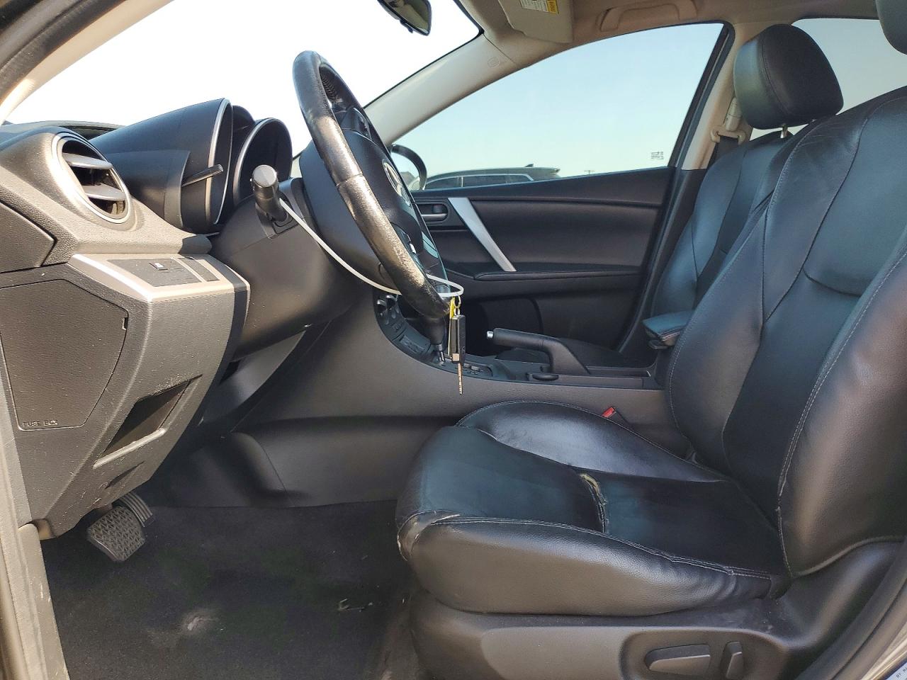 Mazda 3 I