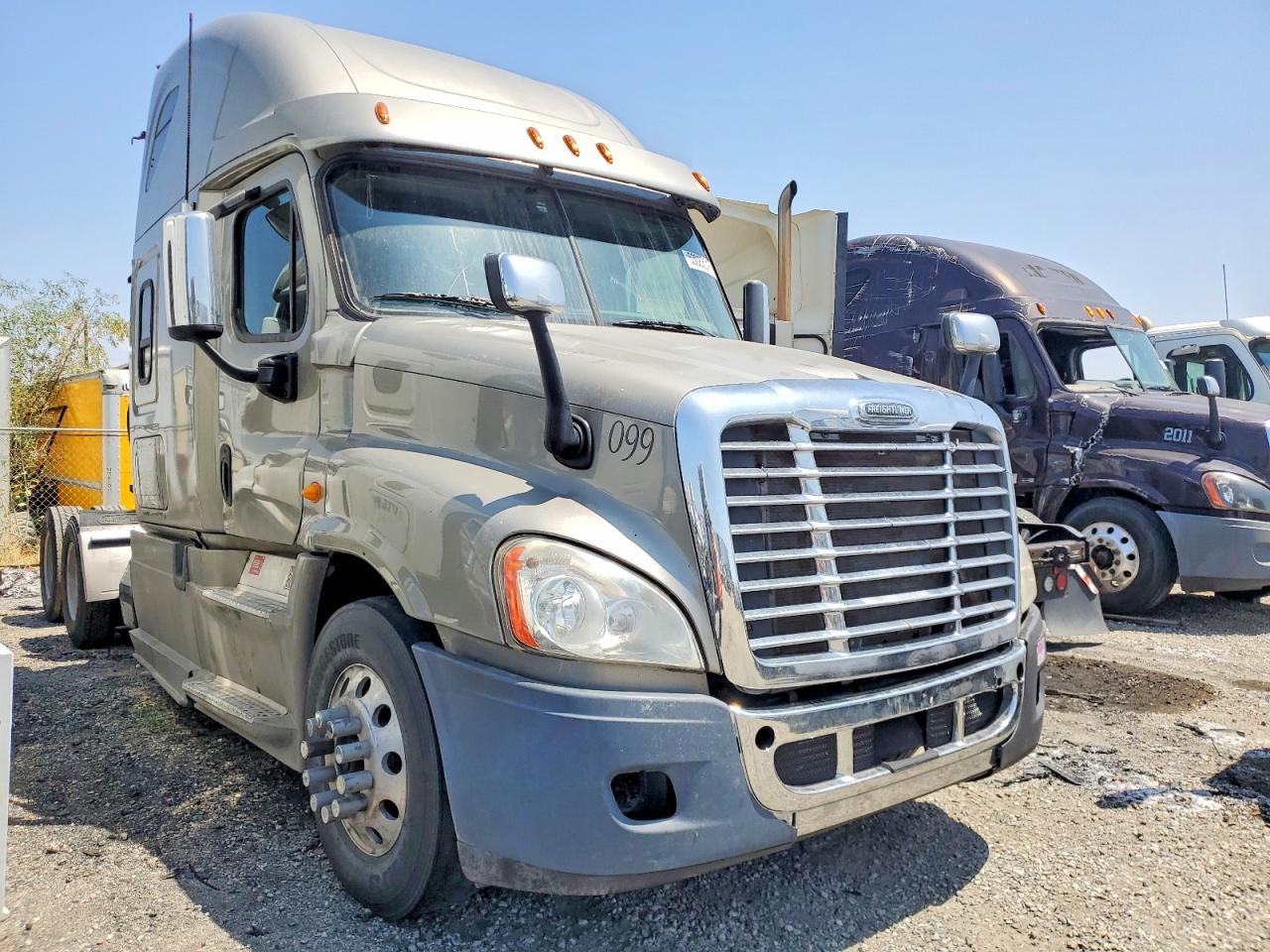 Salvage Freightliner Cascadia 125 Image