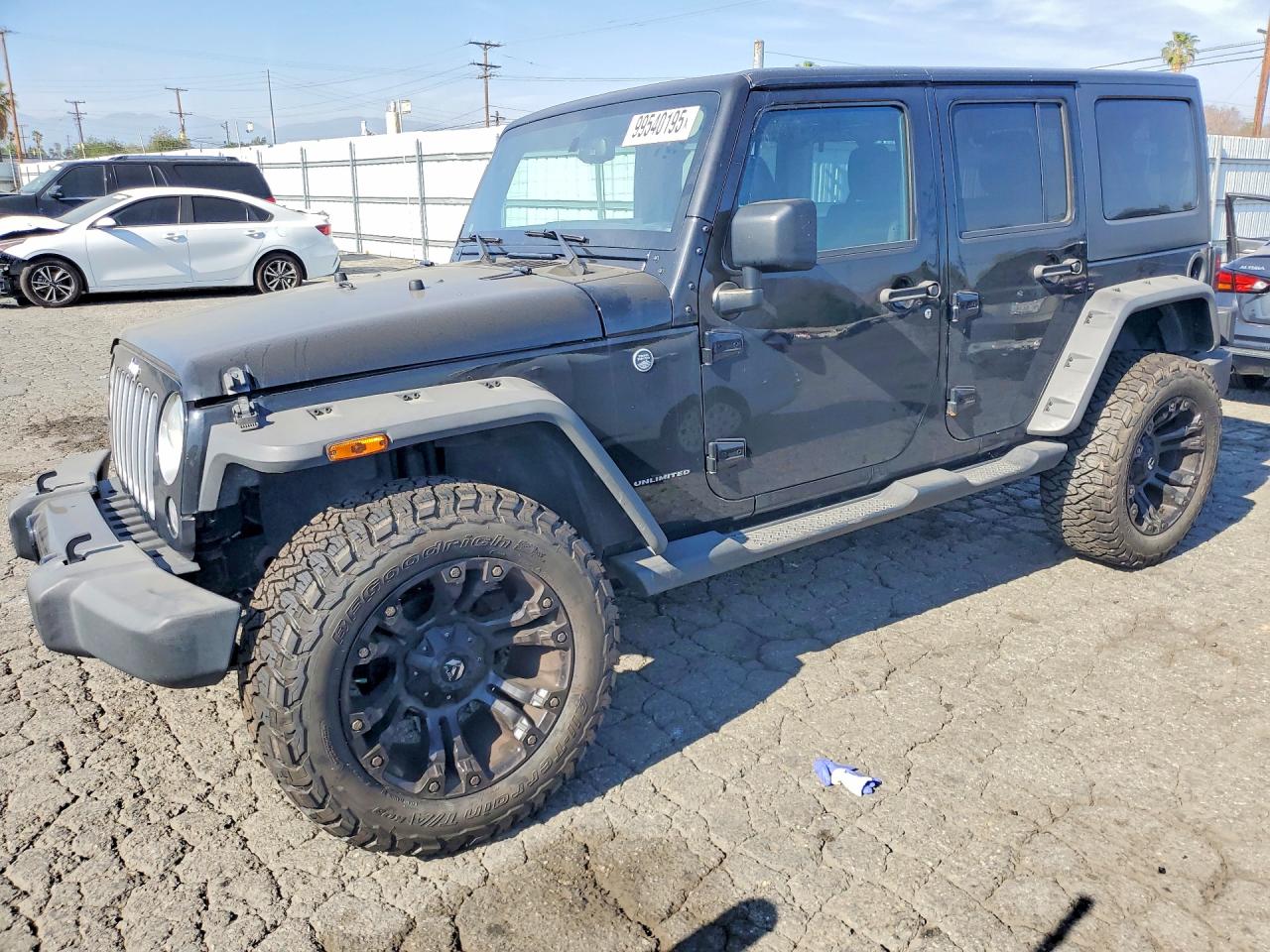 Salvage Jeep Wrangler Image