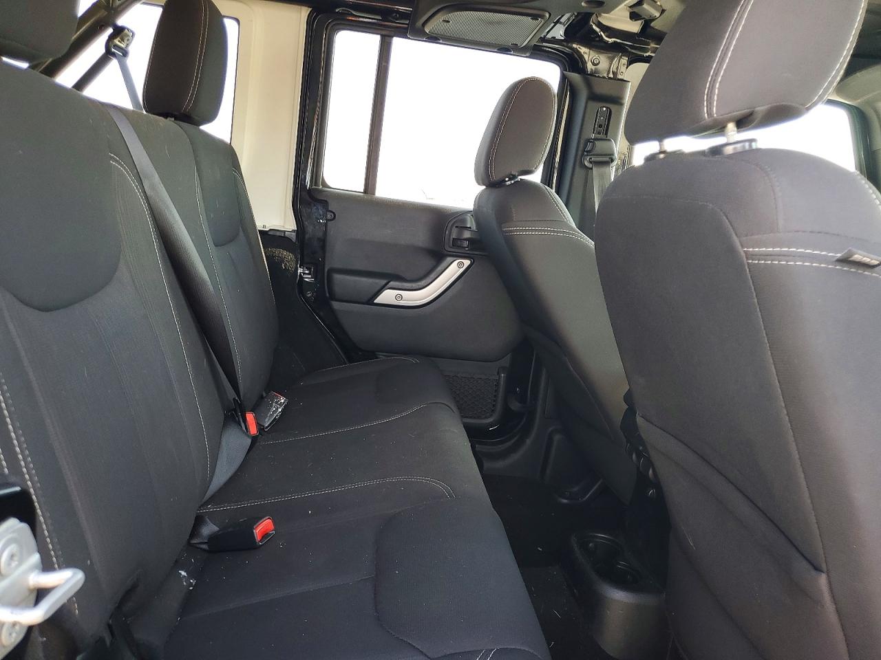 Jeep Wrangler Sahara
