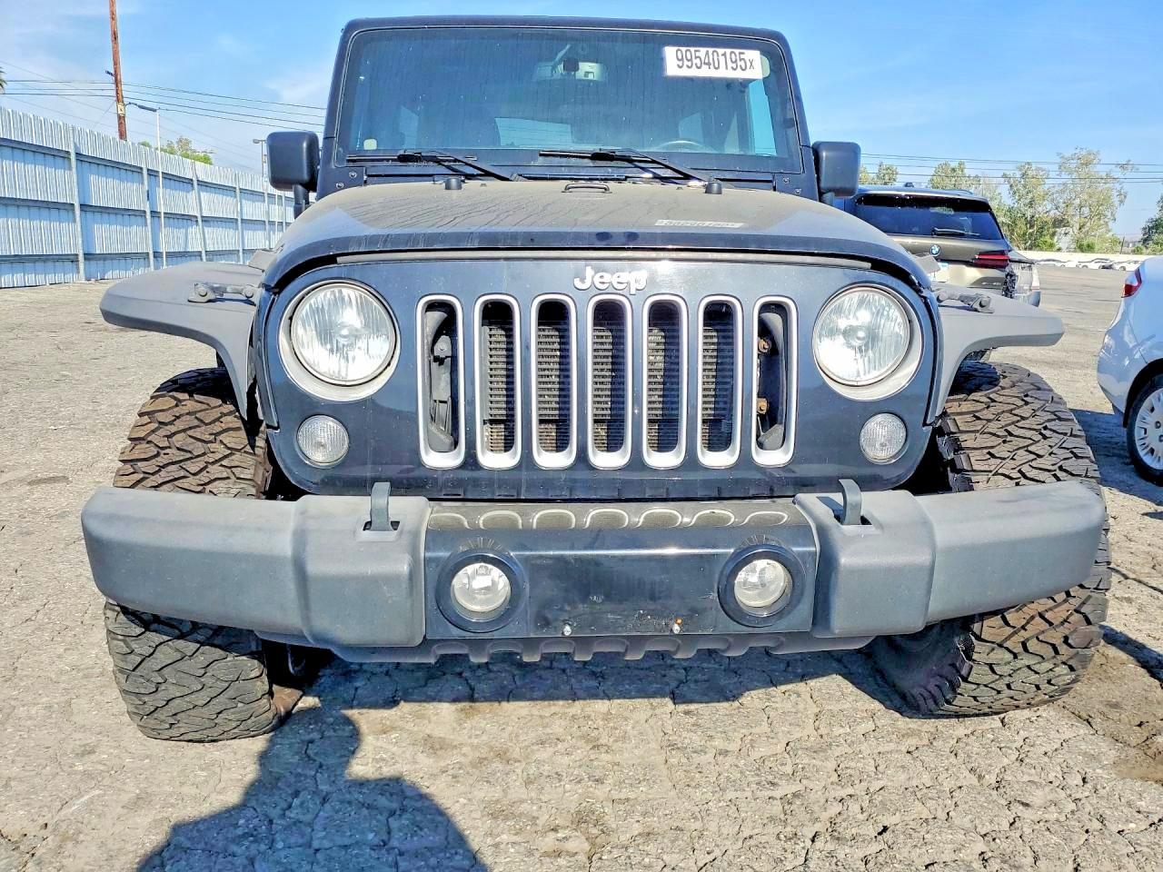 Jeep Wrangler Sahara