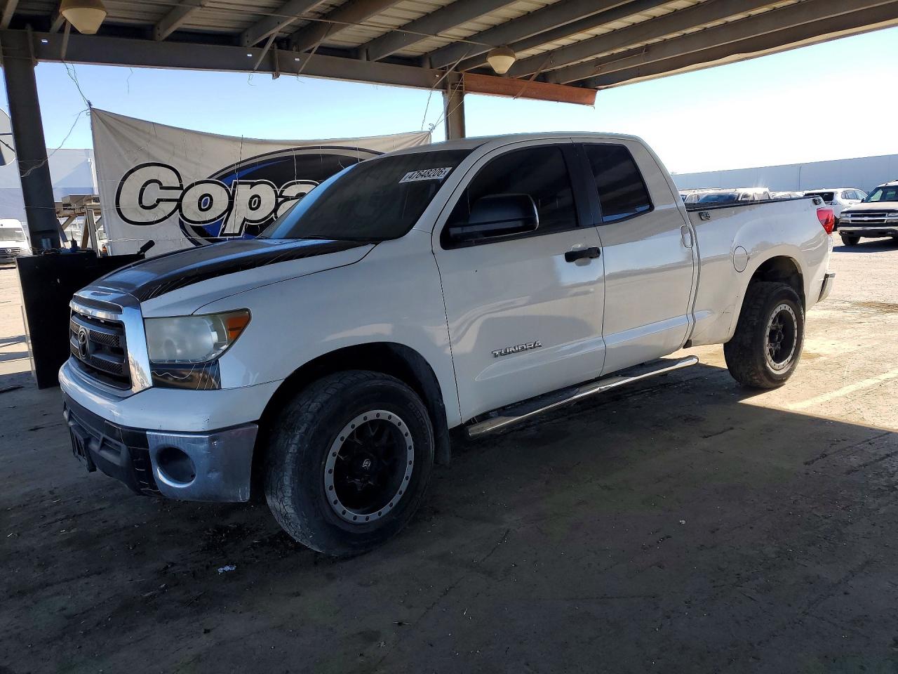 Salvage Toyota Tundra Image