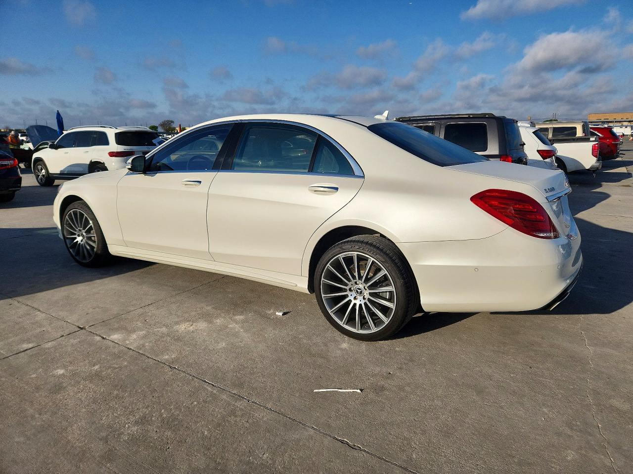 Mercedes-Benz S-Class 550 4matic