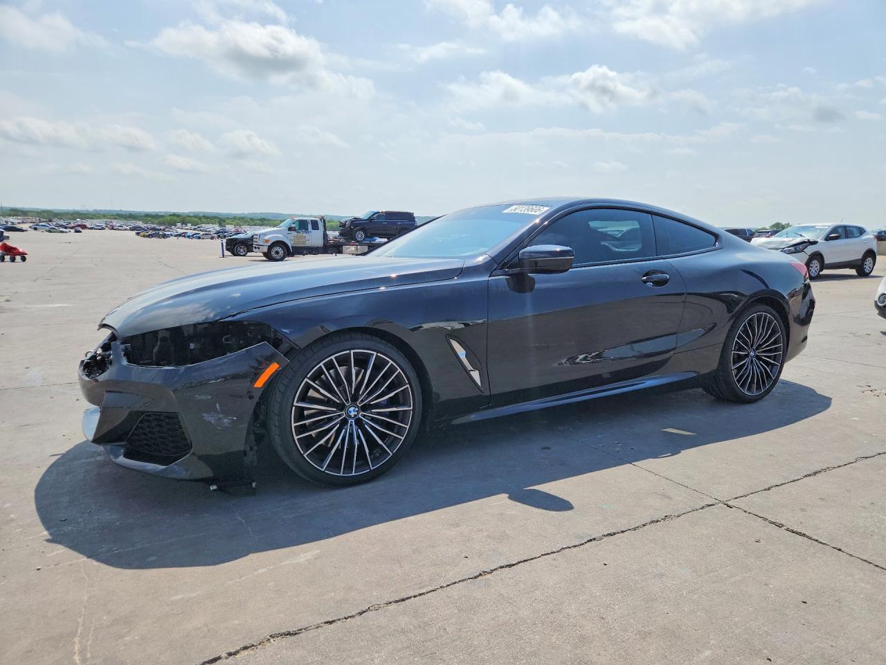 Salvage BMW 8 Series Image
