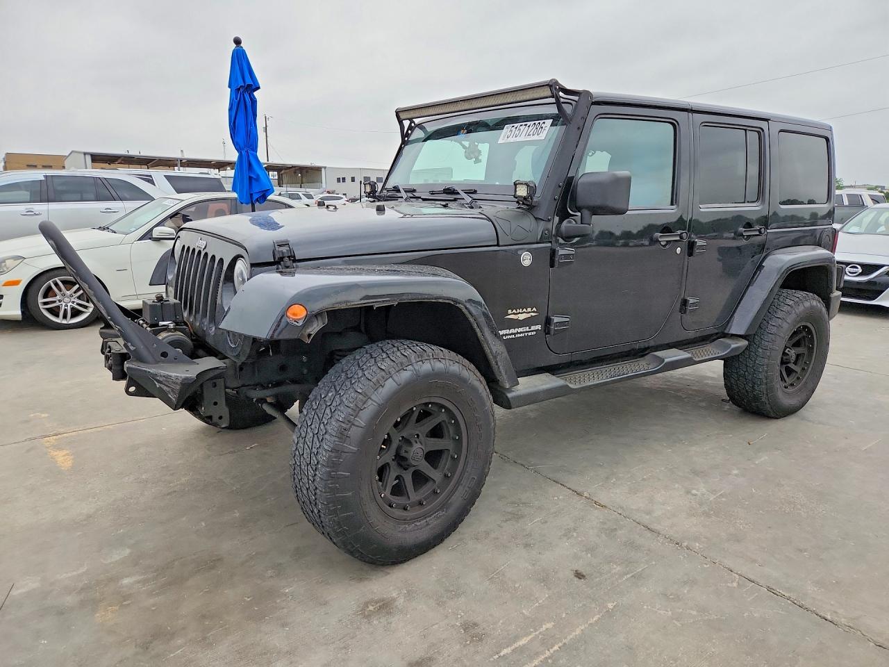 Salvage Jeep Wrangler Image