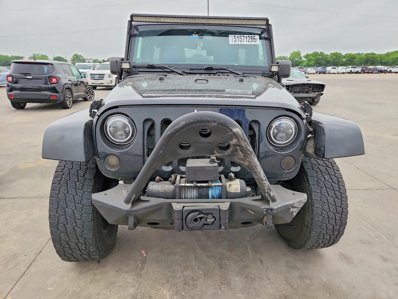 Jeep Wrangler Sahara