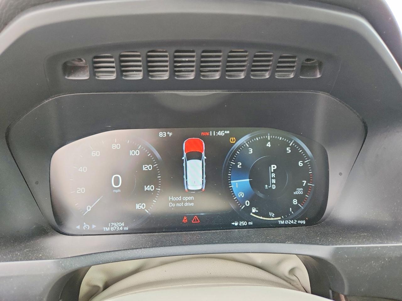 Volvo XC90 T6