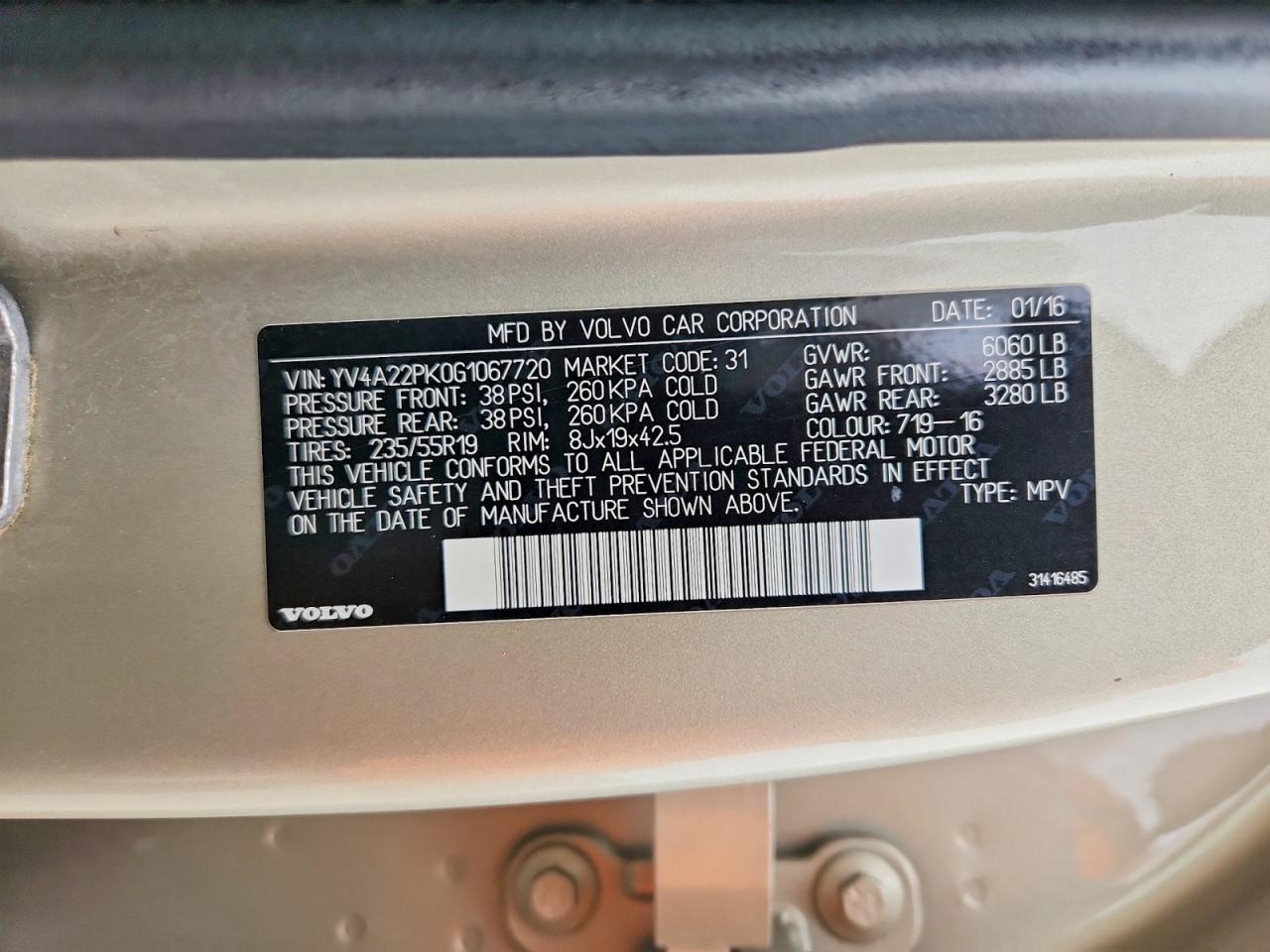 Volvo XC90 T6