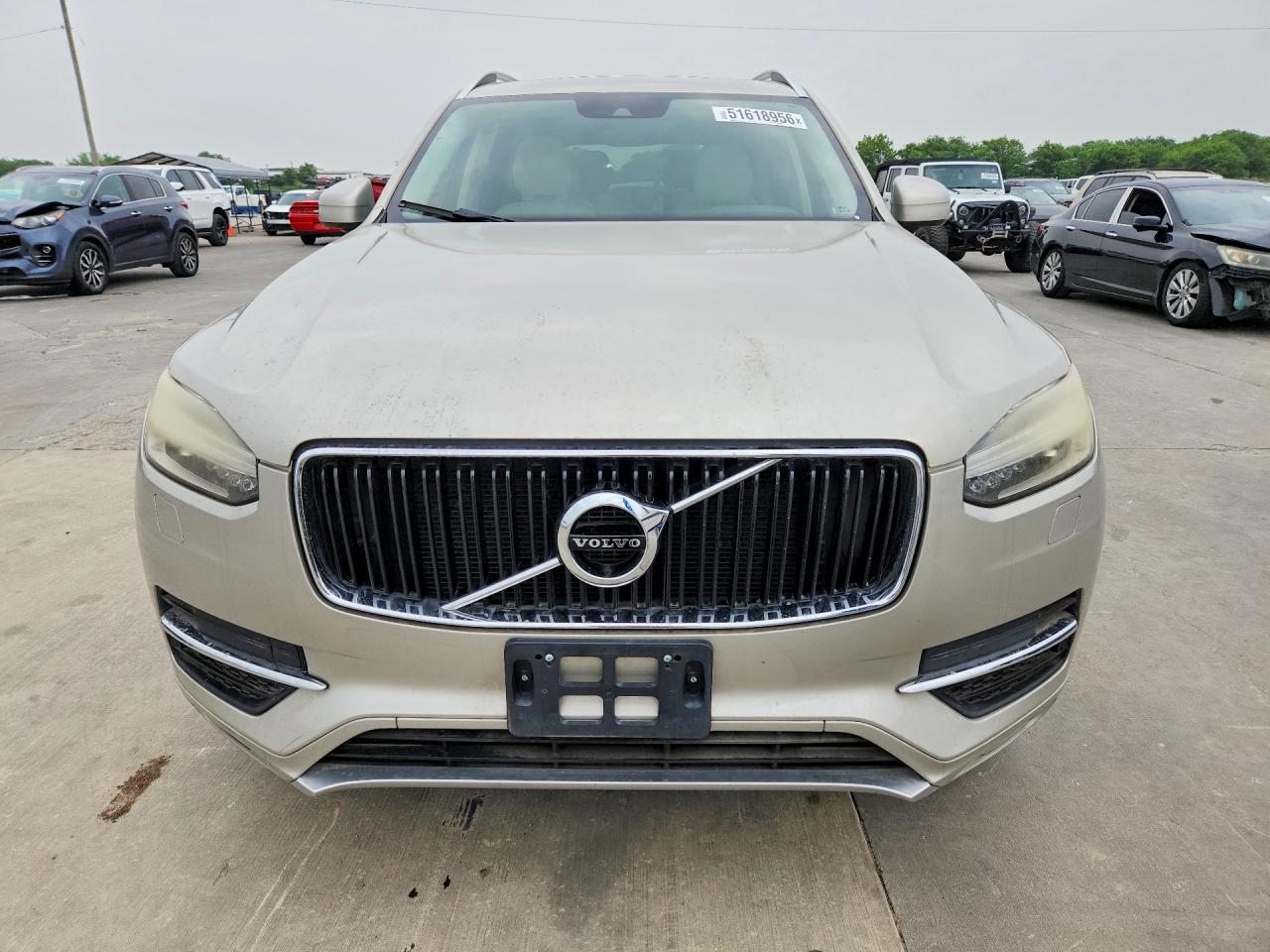 Volvo XC90 T6