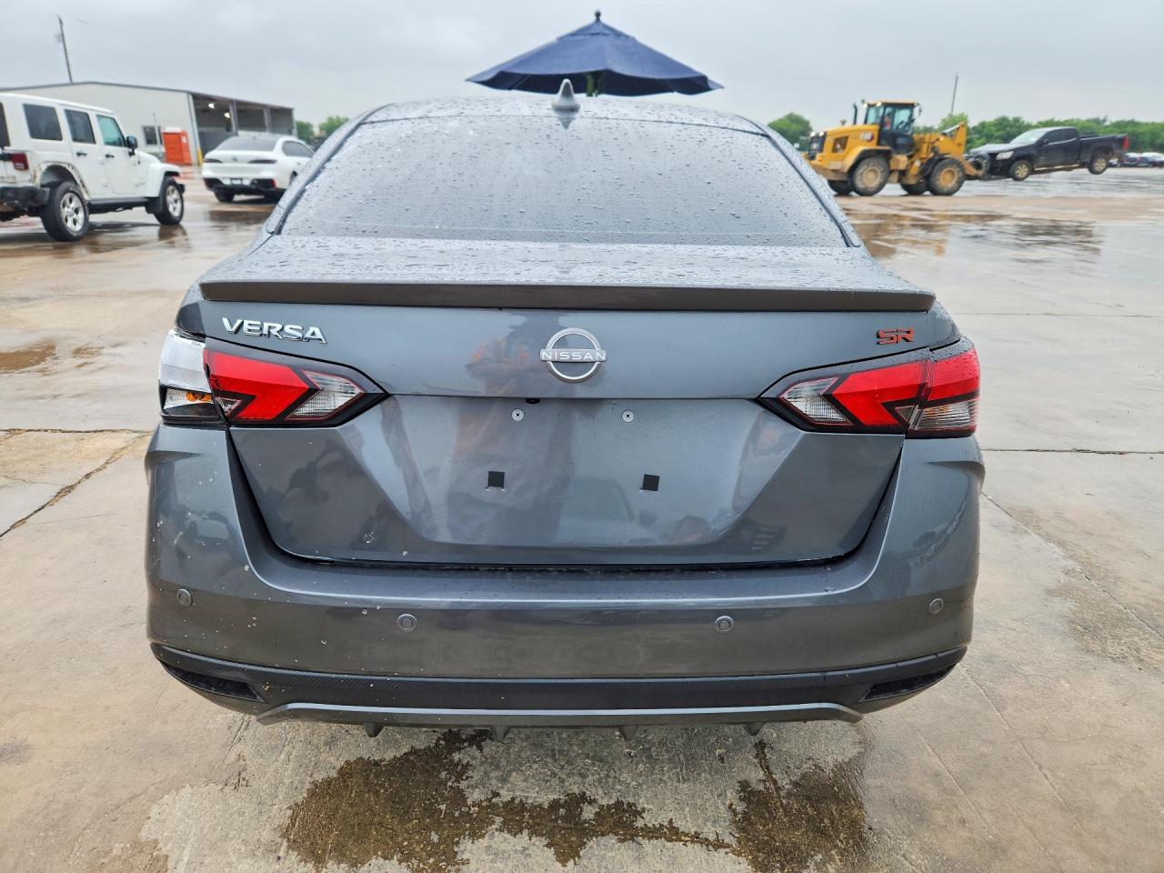 Nissan Versa Sr