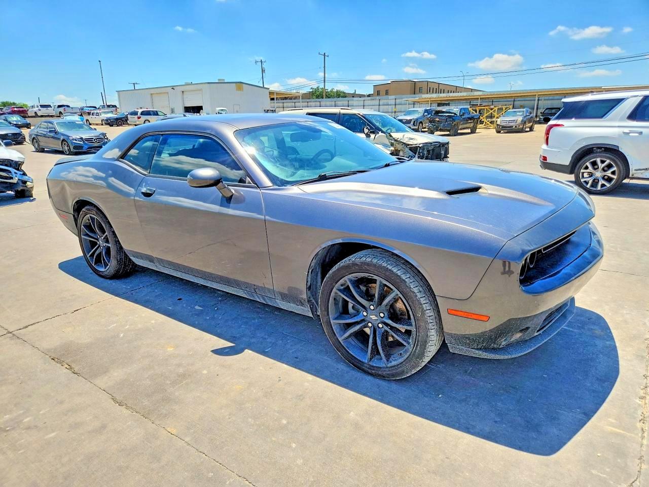 Dodge Challenger Sxt
