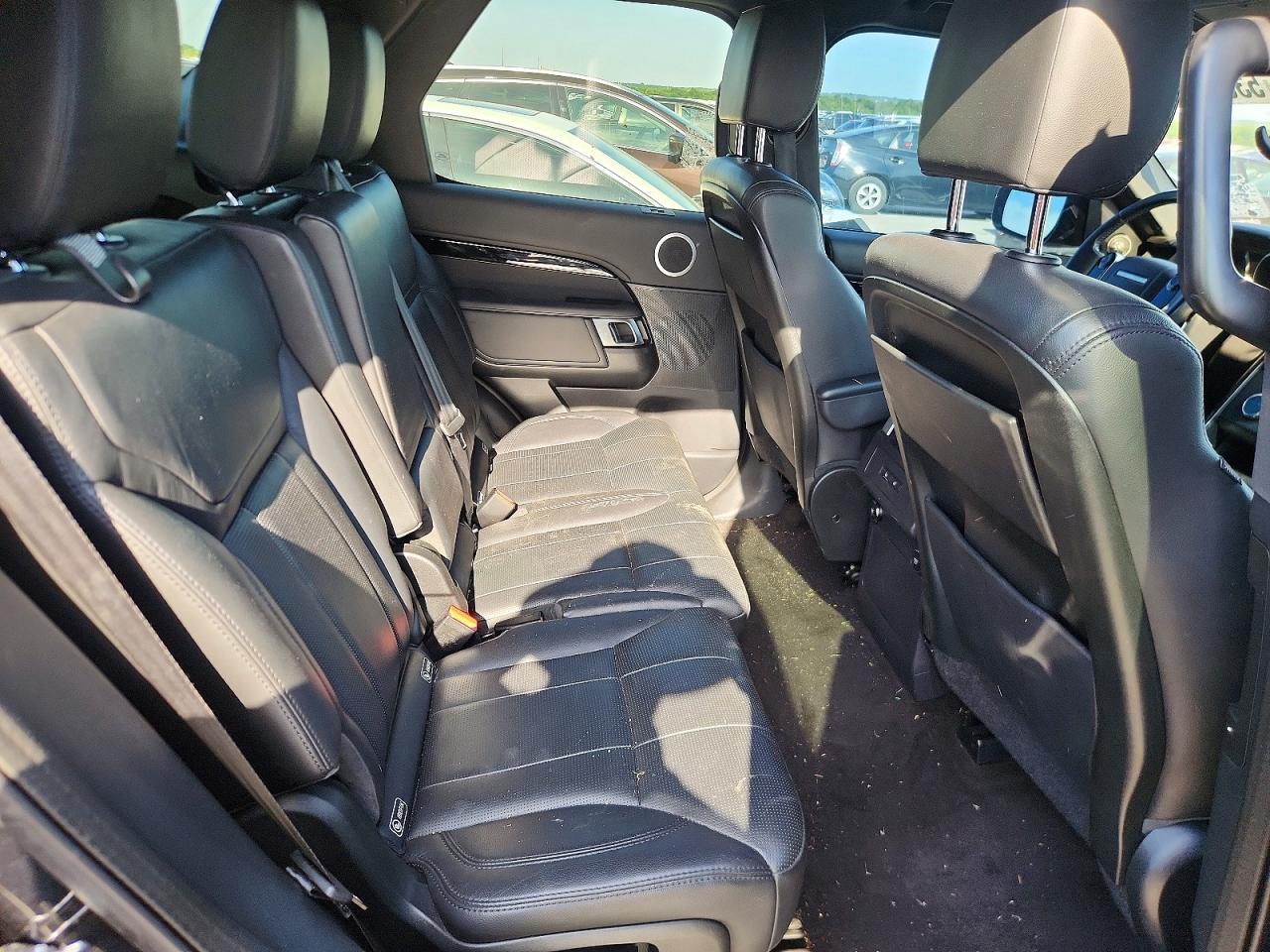 Land Rover Discovery Se