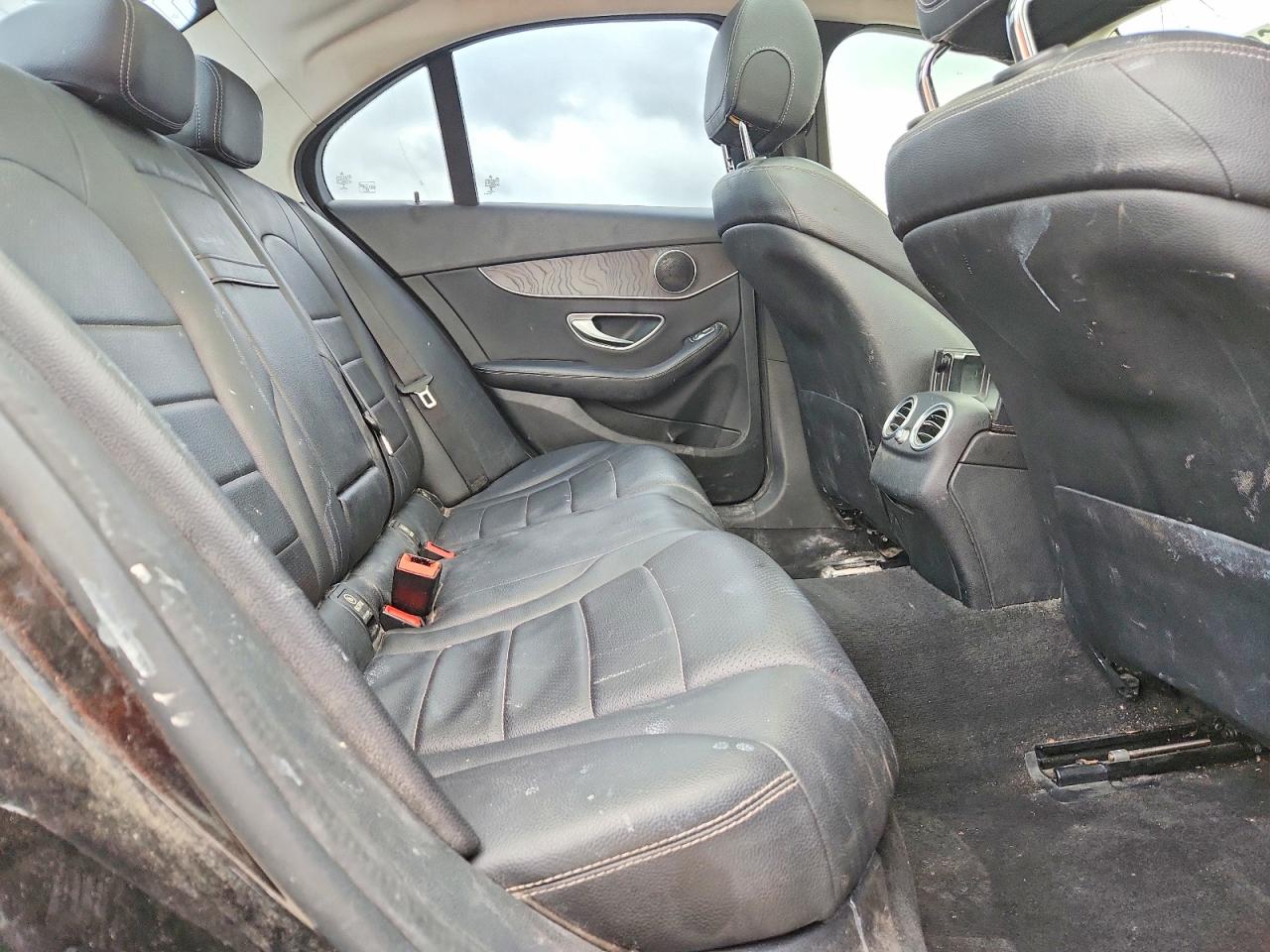 Mercedes-Benz C-Class 300