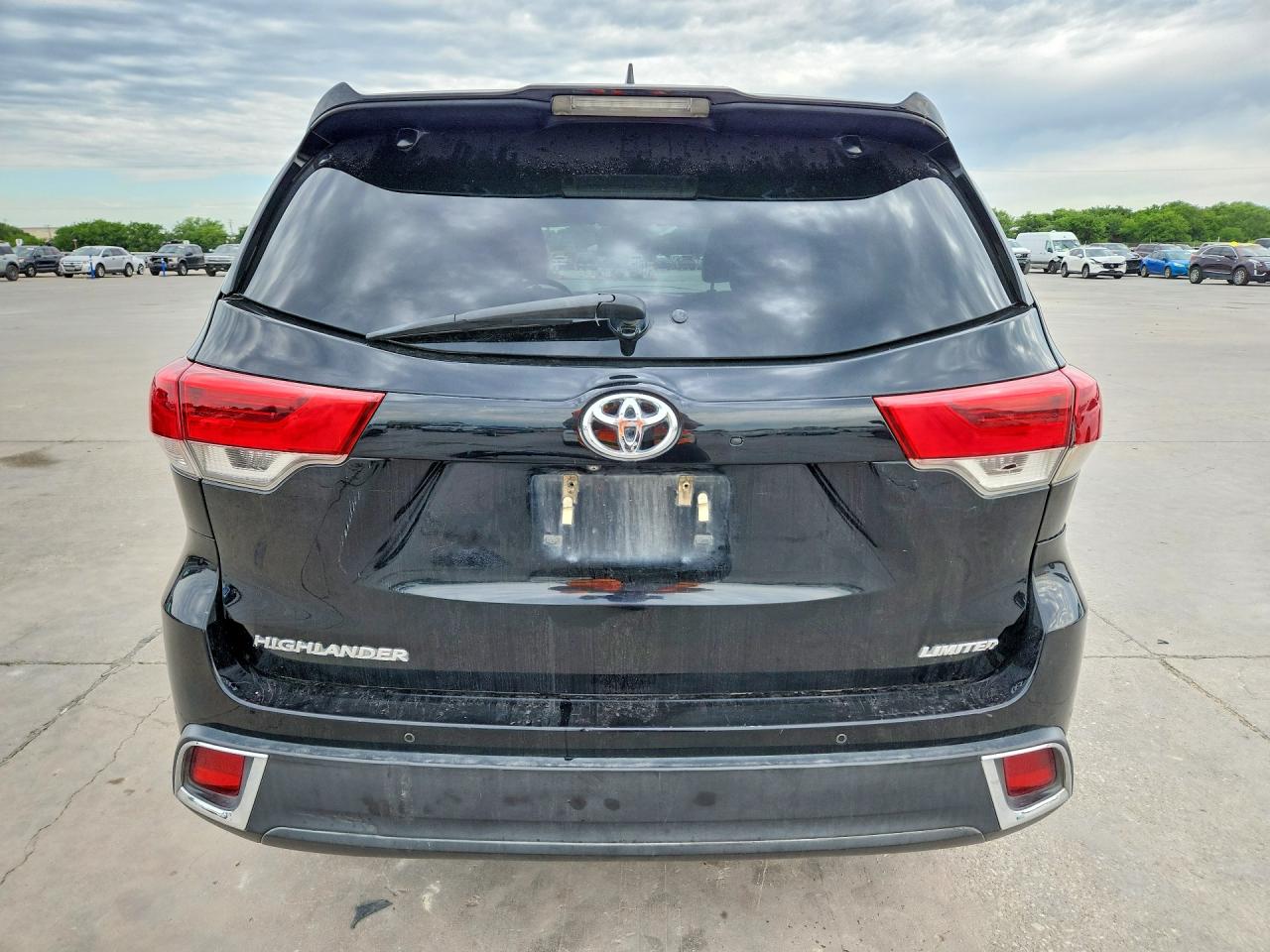 Toyota Highlander Limited Platinum